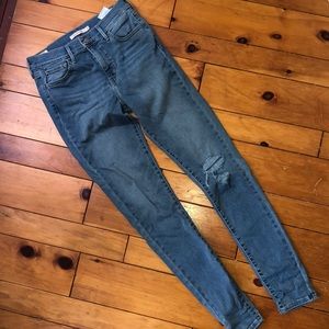 Levi’s 720 Super Skinny Jeans